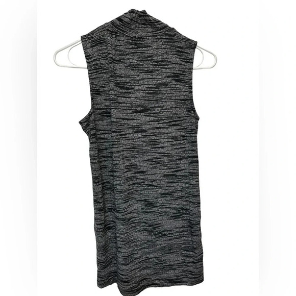 Olivia Sky black and grey knit sleeveless turtleneck tunic top - Picture 2 of 5